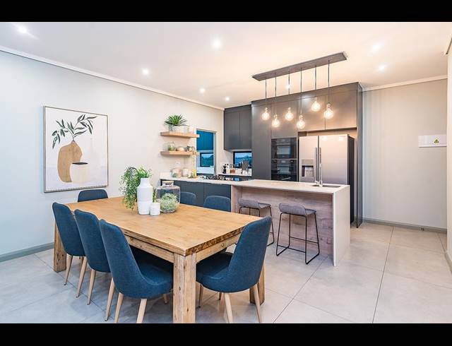 3 BEDROOM APARTMENT FOR SALE IN MIDSTREAM ESTATE